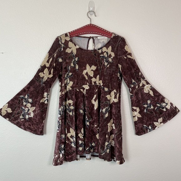 Rokoko By Dazz Dresses & Skirts - Rokoko By Dazz Floral Velvet Mini Dress Bell Sleeves Tunic Top Burgundy Small